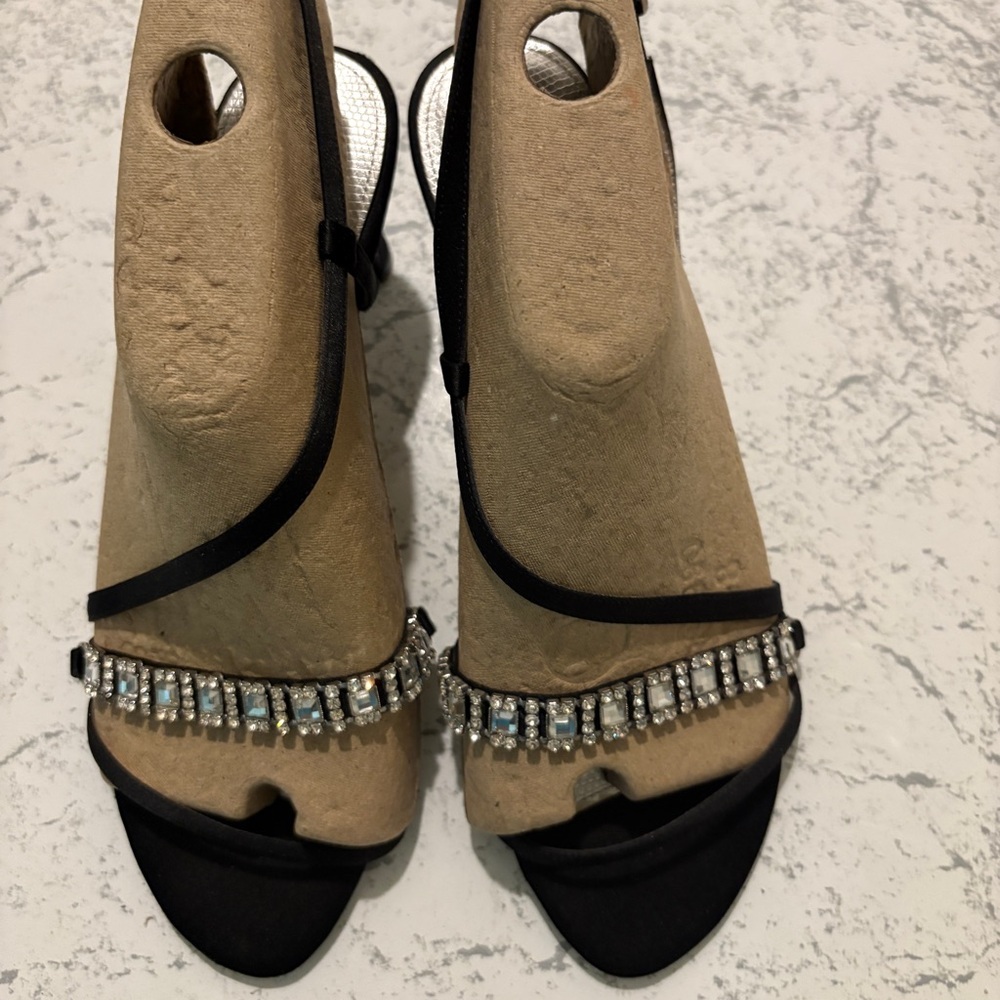 Elegant Black Strappy Women's Sandals
